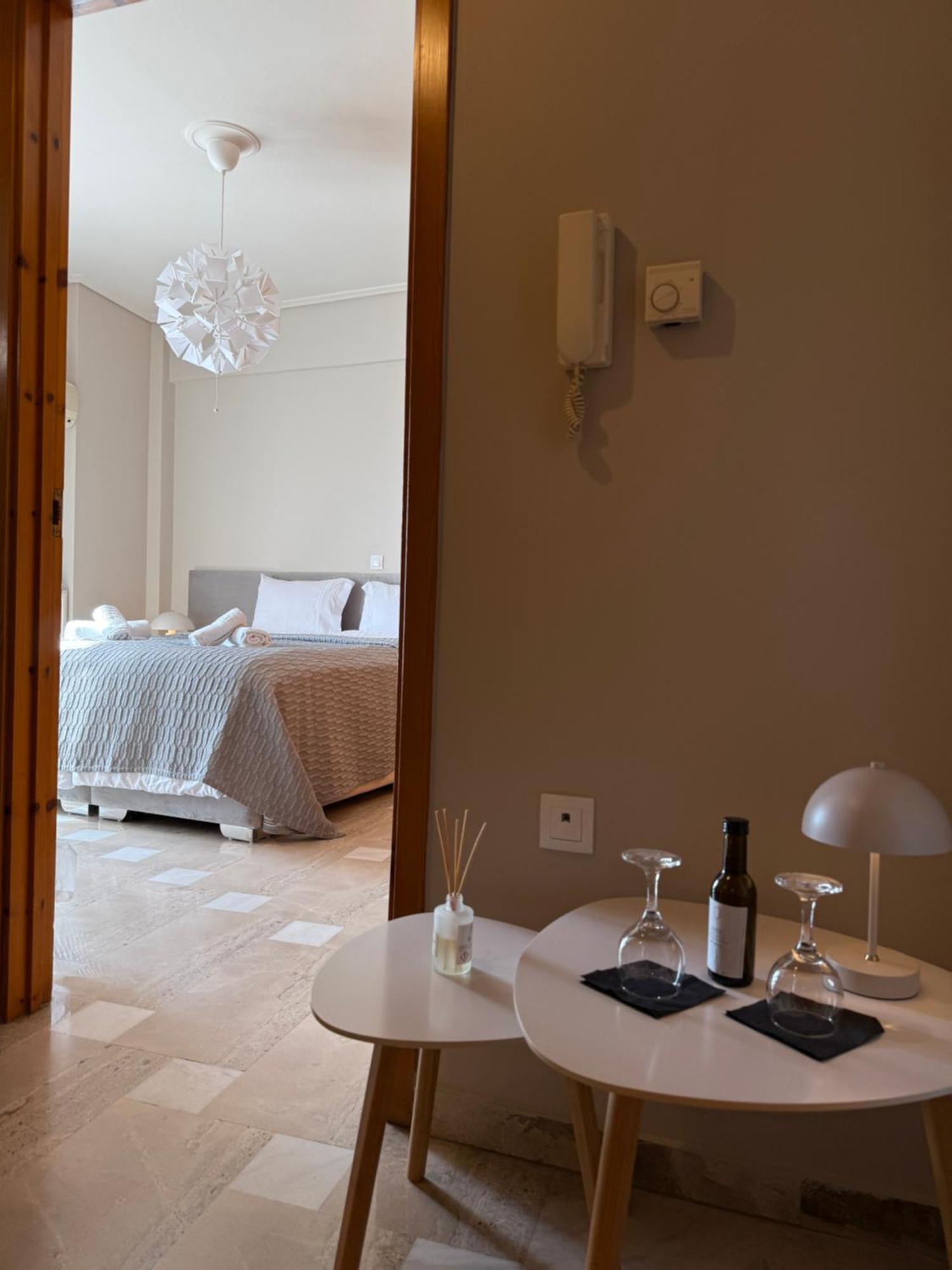 נפפקטוס Regina Hotel מראה חיצוני תמונה